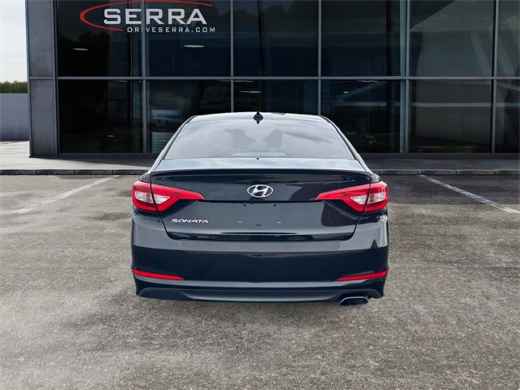 Used 2016 Hyundai Sonata SE Sedan