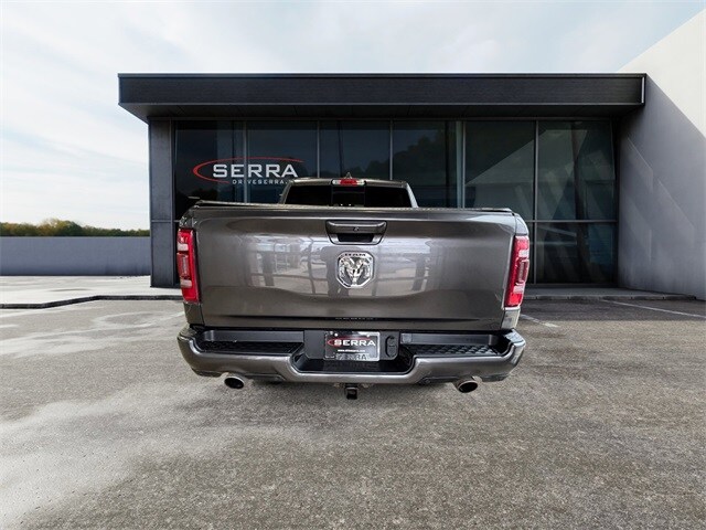 2019 Ram 1500 Laramie photo 2