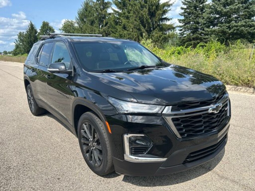 Used 2023 Chevrolet Traverse RS SUV