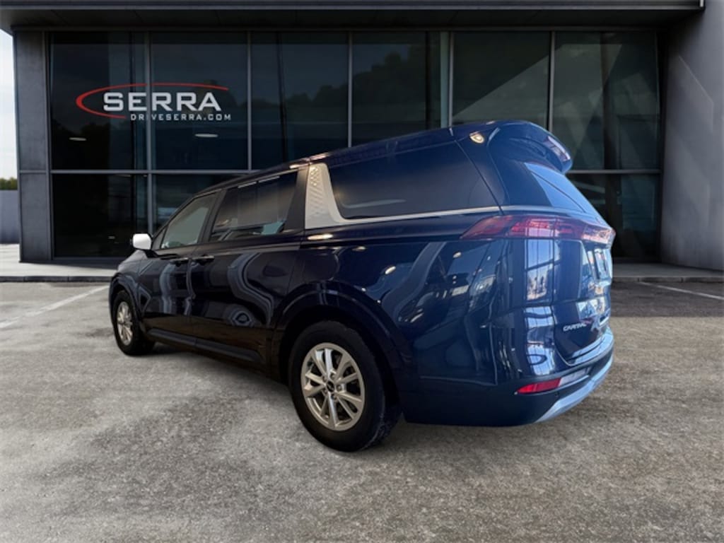 Certified 2023 Kia Carnival LX MPV