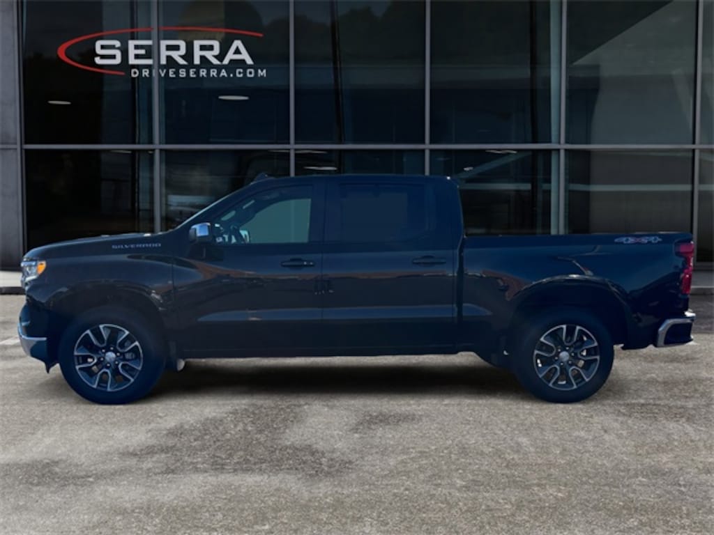 Used 2022 Chevrolet Silverado 1500 LT Truck Crew Cab