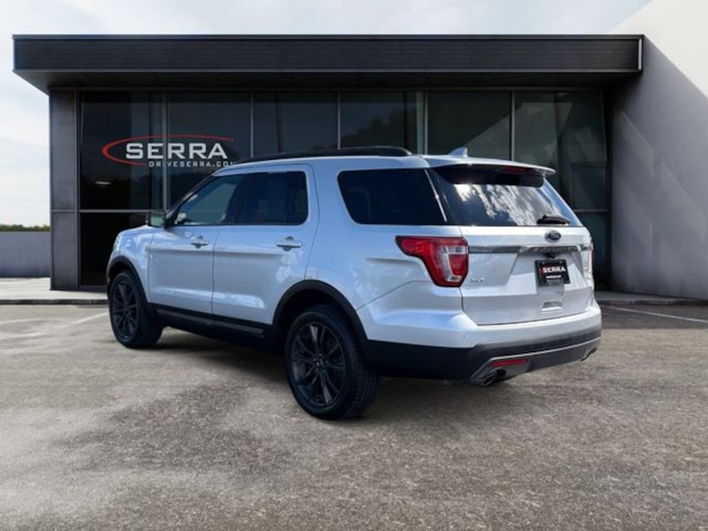 Used 2017 Ford Explorer XLT SUV