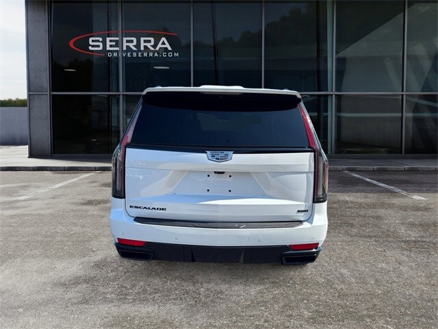 2023 Cadillac Escalade ESV Sport photo 3