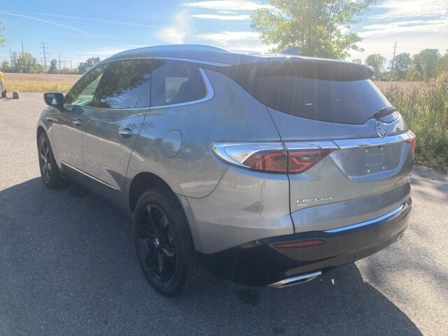 2024 Buick Enclave Essence photo 4