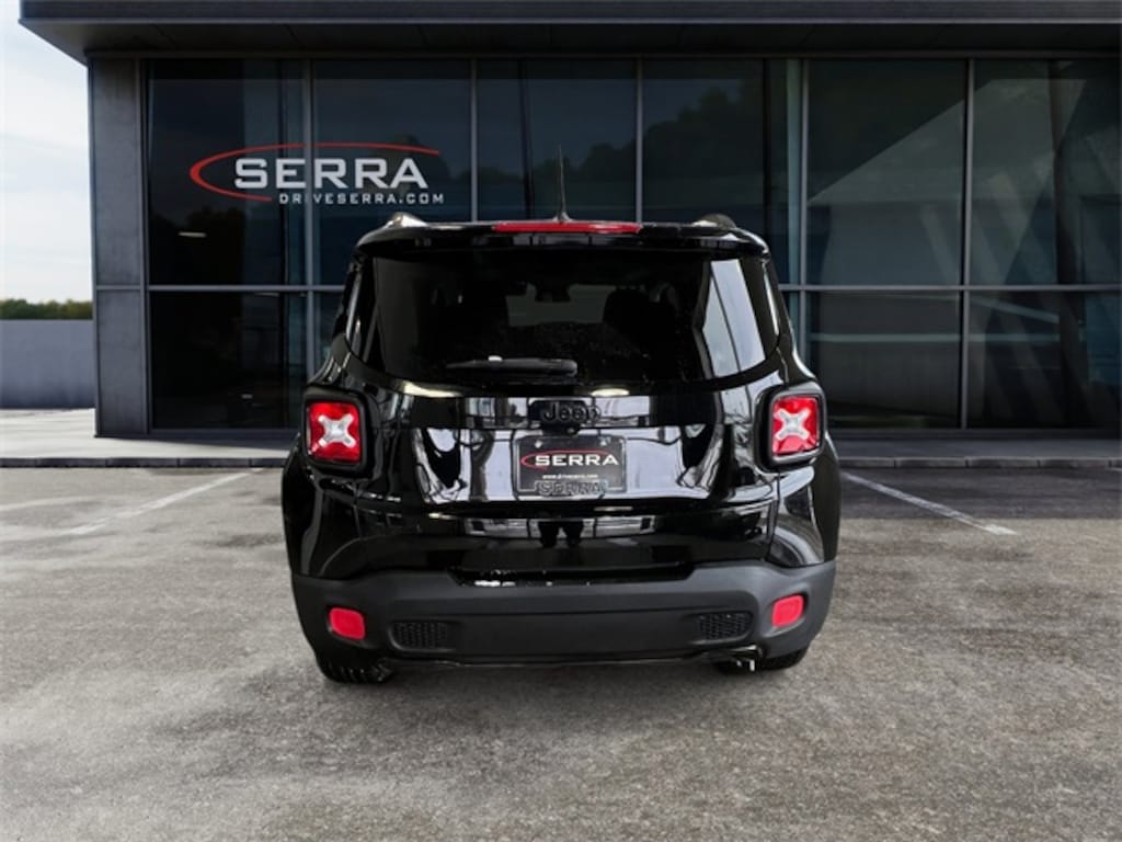 Used 2017 Jeep Renegade Latitude 4x4 SUV