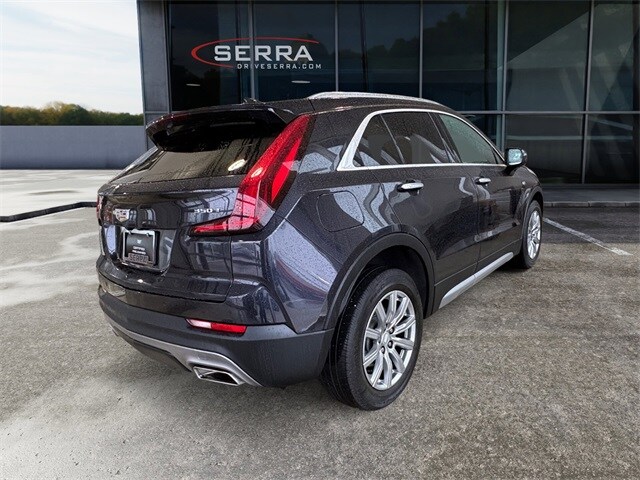 2023 Cadillac XT4 Premium Luxury photo 4