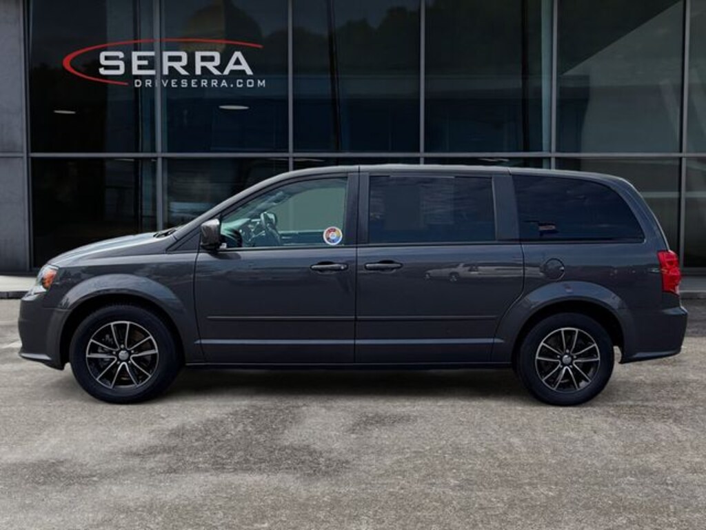 Used 2017 Dodge Grand Caravan SXT Van