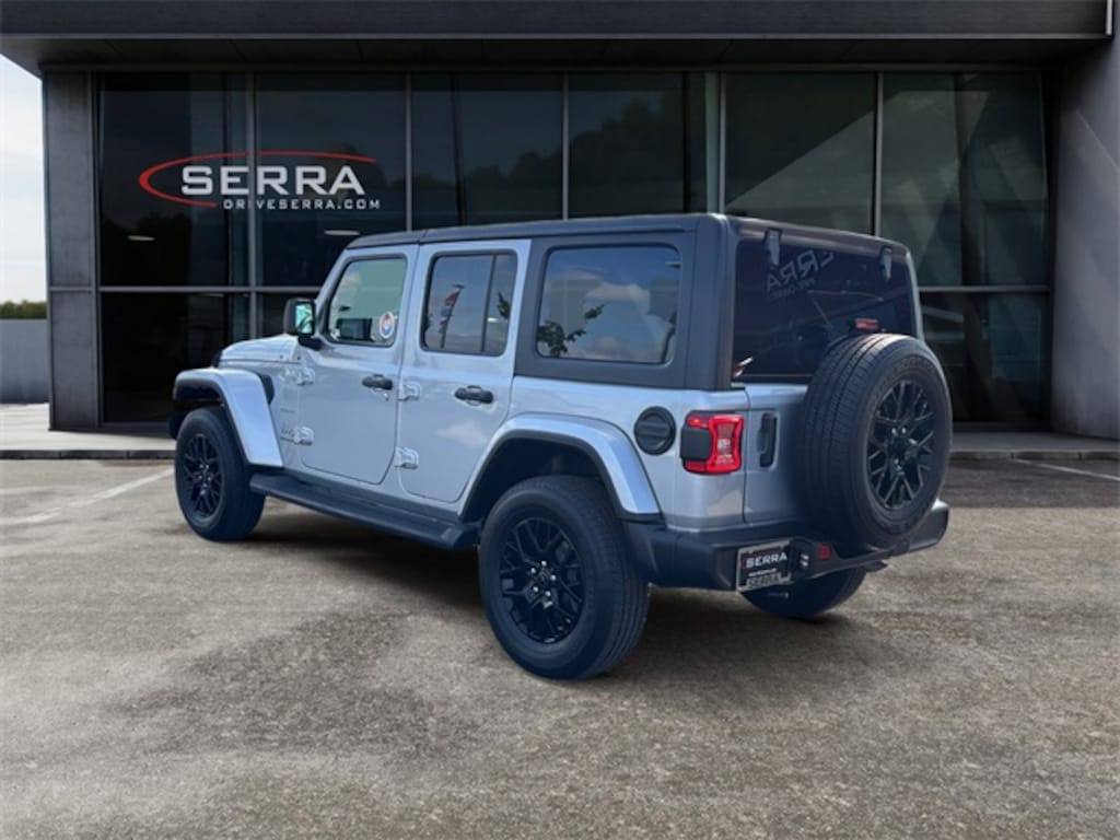 Used 2024 Jeep Wrangler Sahara SUV