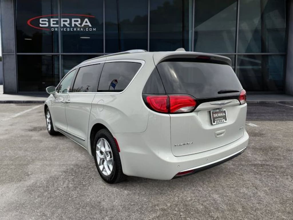 Used 2020 Chrysler Pacifica Limited Van Passenger Van