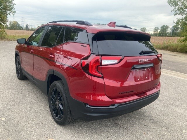 2023 Gmc Terrain SLE photo 2