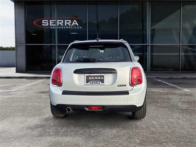 2021 Mini Cooper 4 Door Hardtop photo 4