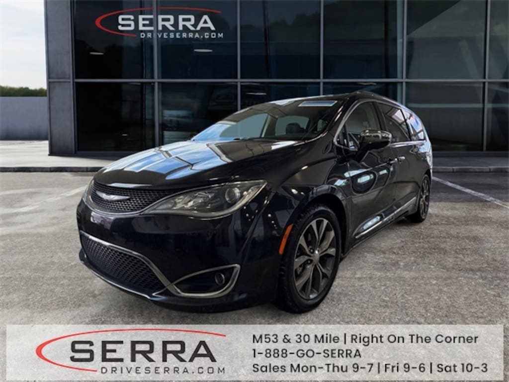 Used 2017 Chrysler Pacifica Limited Van