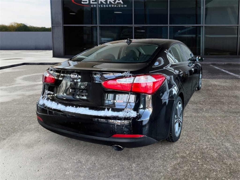 Used 2016 Kia Forte EX FWD Sedan