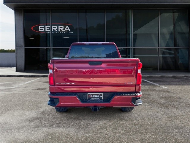 2021 Chevrolet Silverado 1500 RST photo 4