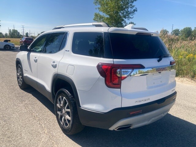 2023 Gmc Acadia SLE photo 3