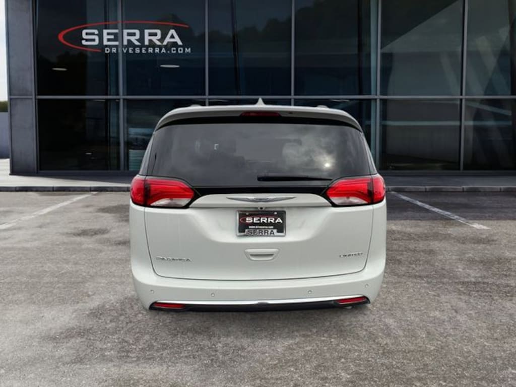 Used 2020 Chrysler Pacifica Limited Van Passenger Van