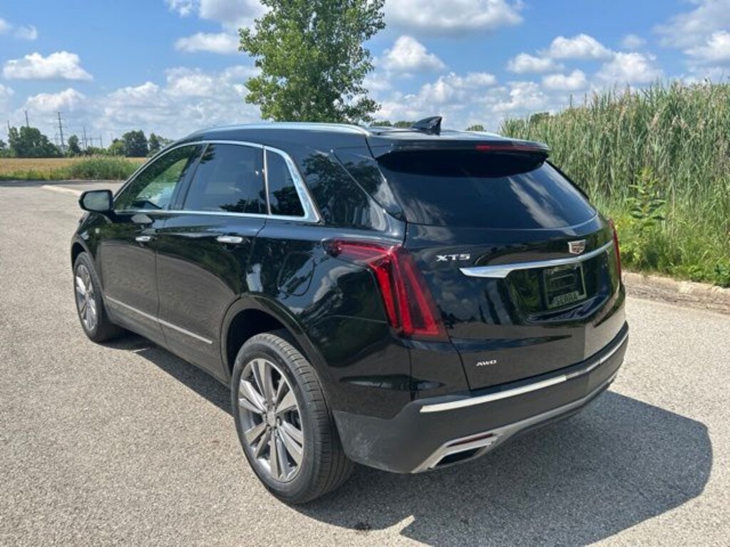 Used 2024 CADILLAC XT5 Premium Luxury SUV