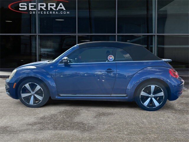 2014 Volkswagen Beetle Convertible R-Line photo 2