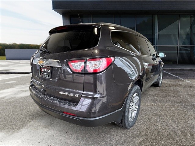 2016 Chevrolet Traverse 2LT photo 4