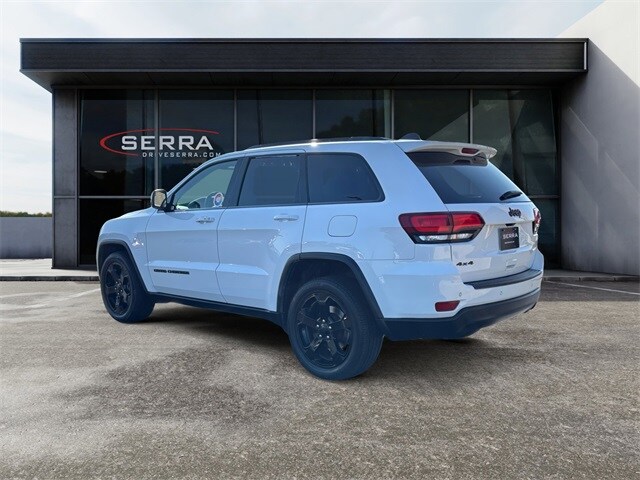 2018 Jeep Grand Cherokee Laredo Upland photo 2