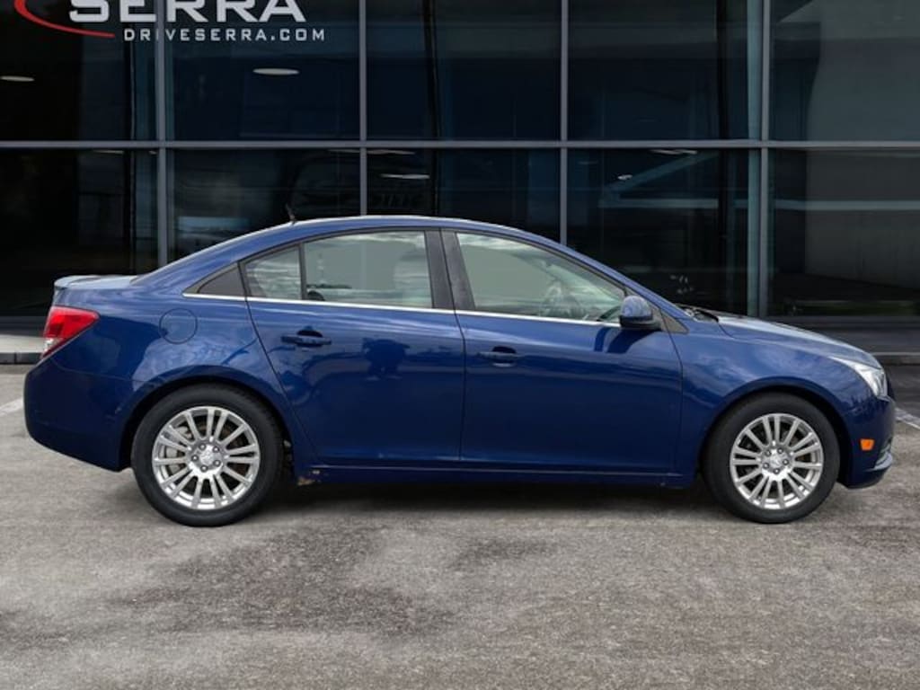 Used 2013 Chevrolet Cruze ECO Auto Sedan