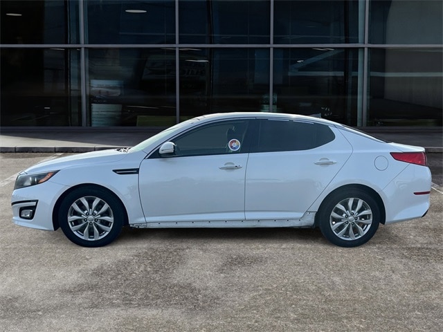 Used 2015 Kia Optima EX with VIN 5XXGN4A73FG455709 for sale in Washington, MI
