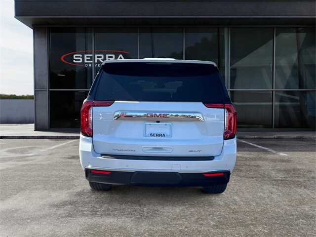 2024 Gmc Yukon SLT photo 3