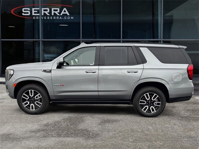 2023 Gmc Yukon AT4 photo 2