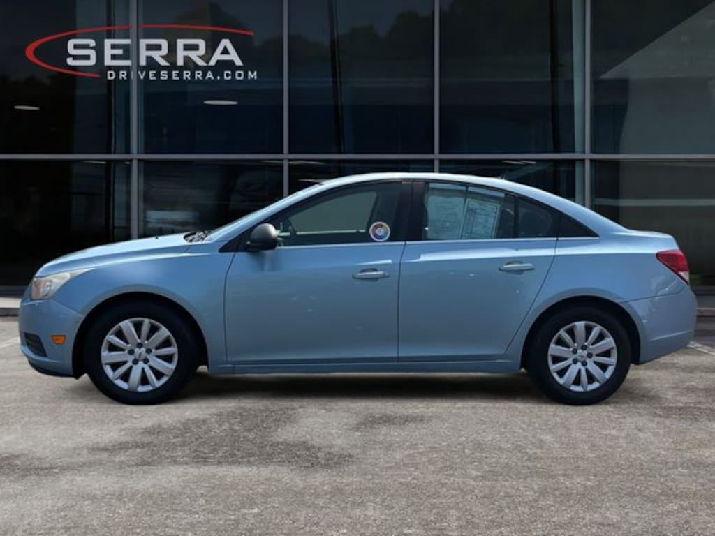 Used 2011 Chevrolet Cruze LS Sedan