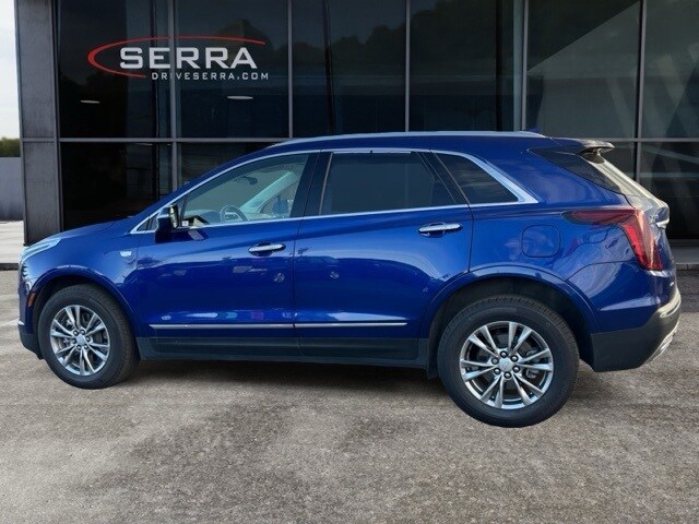 2023 Cadillac XT5 Premium Luxury photo 2