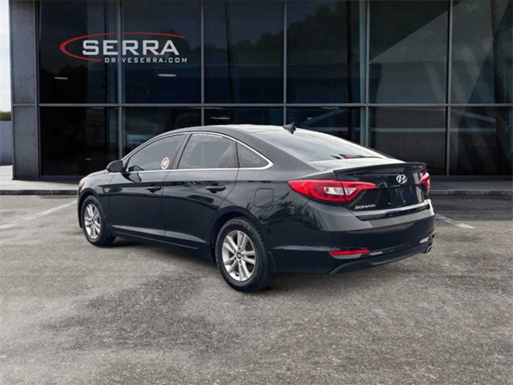Used 2016 Hyundai Sonata SE Sedan
