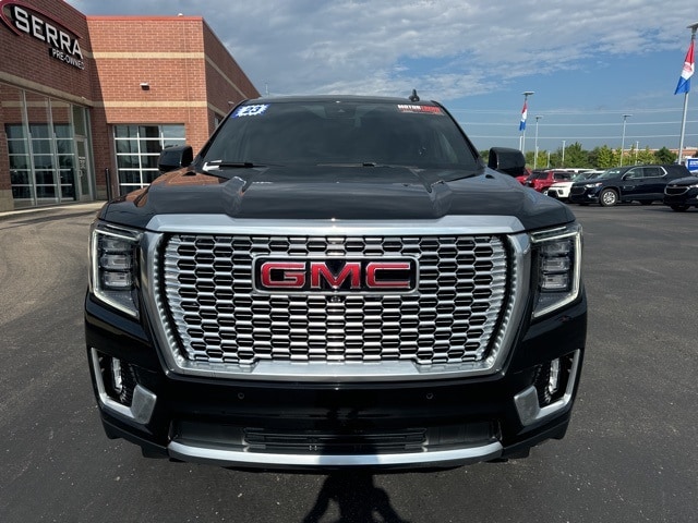 Used 2023 GMC Yukon XL Denali with VIN 1GKS2JKL1PR499451 for sale in Washington, MI