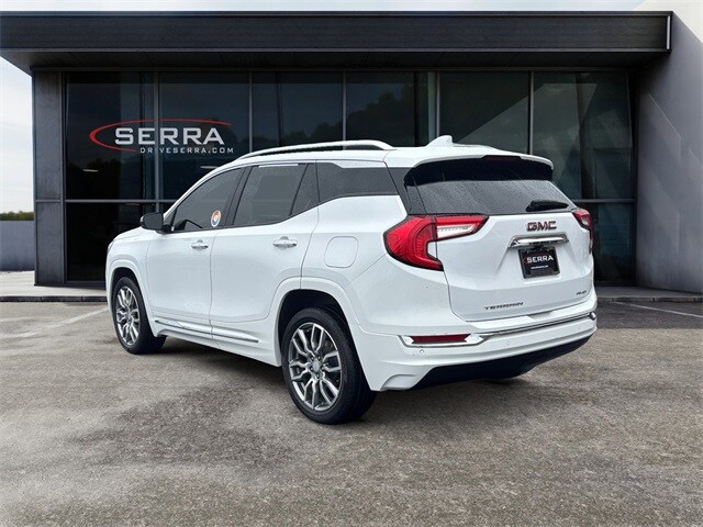2022 Gmc Terrain Denali photo 2