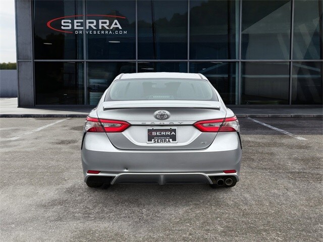 2018 Toyota Camry LE photo 4