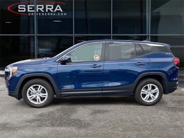 2022 Gmc Terrain SLE photo 2