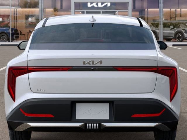 2025 Kia K4 LXS - Photo 13