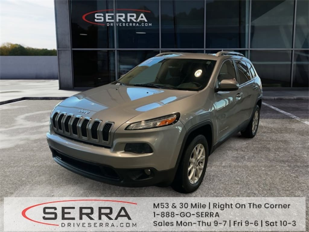 Used 2016 Jeep Cherokee Latitude 4x4 SUV