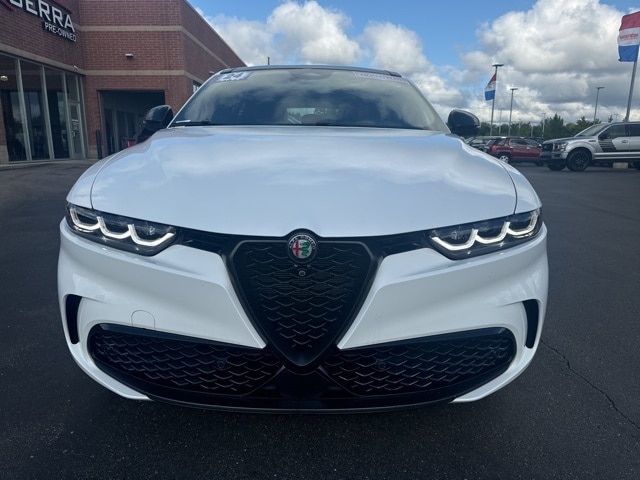 Used 2024 Alfa Romeo Tonale Veloce with VIN ZASPATDW9R3034742 for sale in Washington, MI