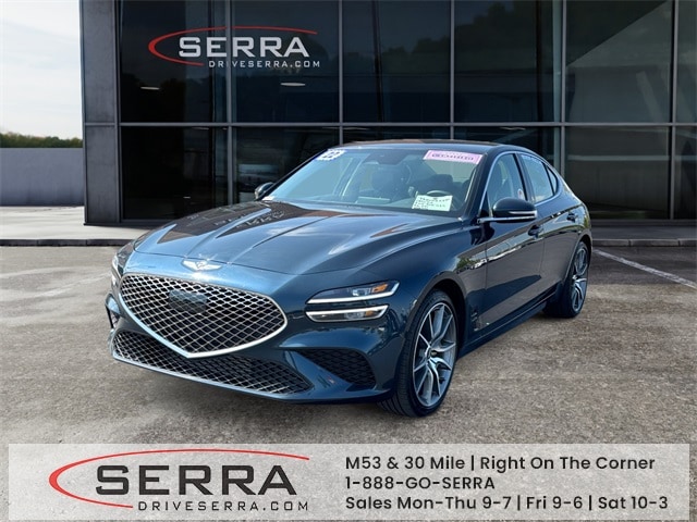 2022 GENESIS G70 Standard's photo