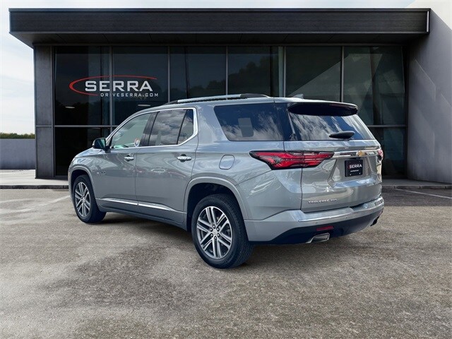 2023 Chevrolet Traverse High Country photo 3
