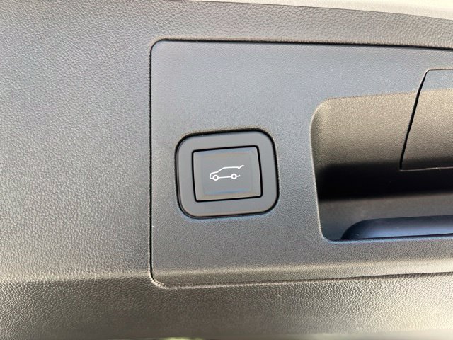 2026 Cadillac XT5 Premium Luxury - Photo 6