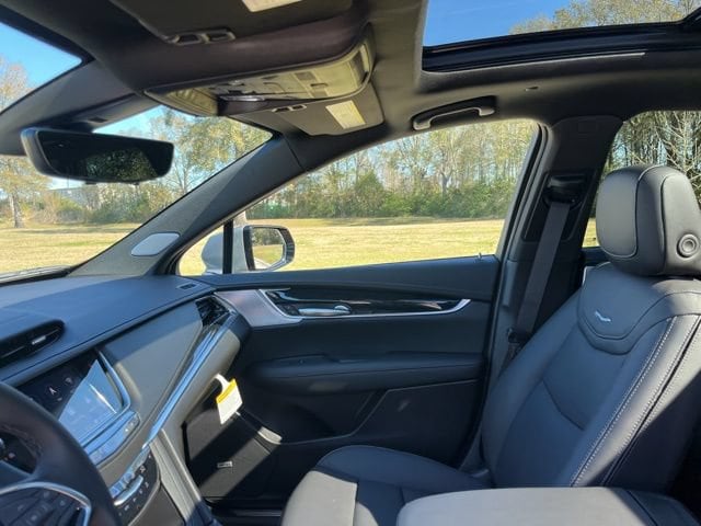 2026 Cadillac XT5 Premium Luxury - Photo 17