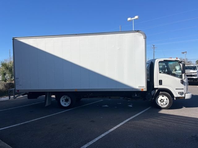 2024 Isuzu NPR HD - Photo 8