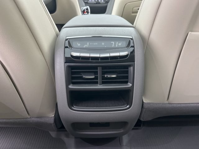 2026 Cadillac XT5 Premium Luxury - Photo 45