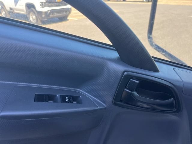 2024 Isuzu NPR HD - Photo 13