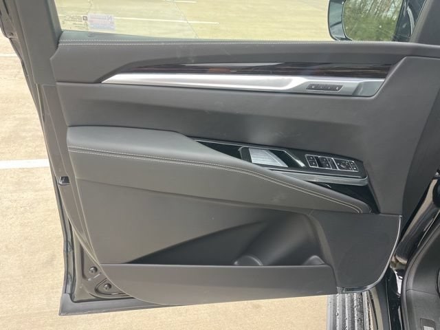 2026 Cadillac Escalade ESV Luxury - Photo 14