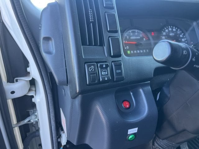2024 Isuzu NPR HD - Photo 15