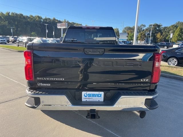 2026 Chevrolet Silverado 3500 HD LTZ - Photo 7