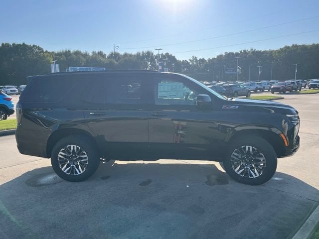 2027 Chevrolet Tahoe Z71 - Photo 12