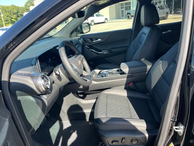 2027 Chevrolet Equinox LT - Photo 16